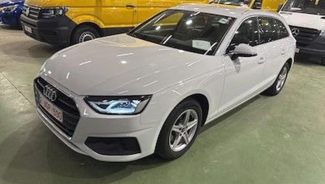 AUDI A4 AVANT 30 TDI BUSINESS EDITION S TRONIC